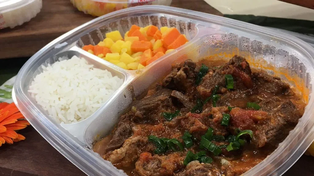 Imagem marmita carne de panela do artigo Carne de Panela com Jardineira de Legumes e Arroz Branco - Santa Receita