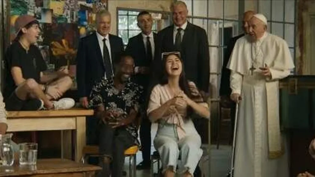 Imagem Papa conversando com jovens do artigo Em documentário inédito, Papa conversa com jovens sobre temas atuais