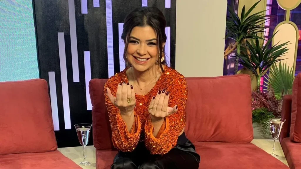 Imagem Amanda Francozo do artigo Amanda Françozo destaca a maternidade em seu programa na TV Aparecida