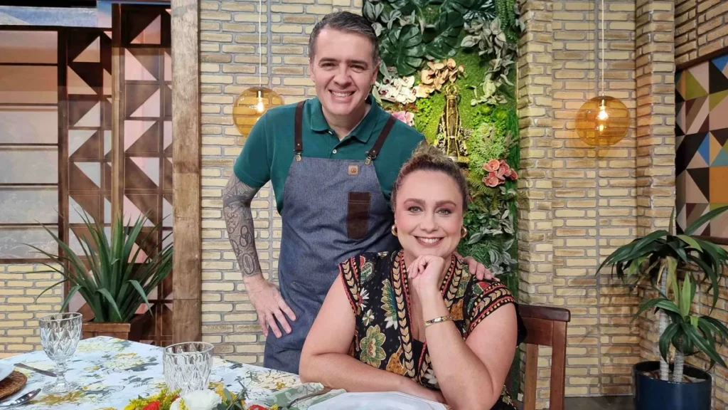 Imagem Bianca Laua e Chef Leo Roncon do artigo Coxinha é a estrela do "Sabor de Vida" deste domingo
