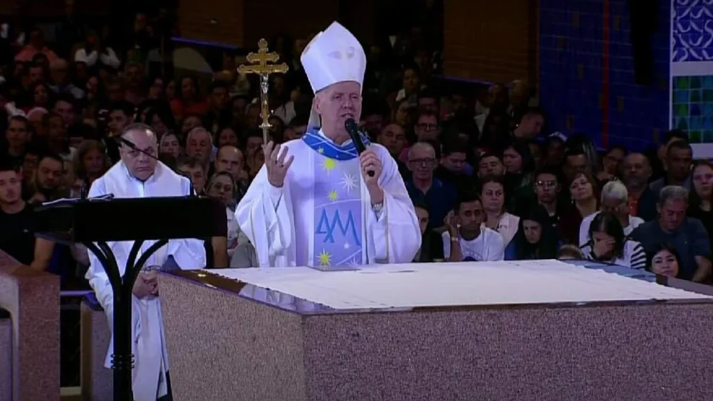 Imagem dom orlando brandes do artigo “Transmitamos a fé, o melhor presente que daremos à nossa Mãe Maria”, diz Dom Orlando