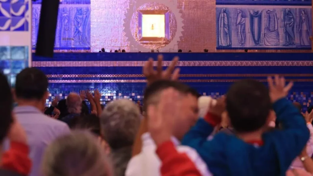 Imagem Missa Altar Central 26 06 2023 do artigo Santuário celebra o último dia do Tríduo à Mãe do Perpétuo Socorro
