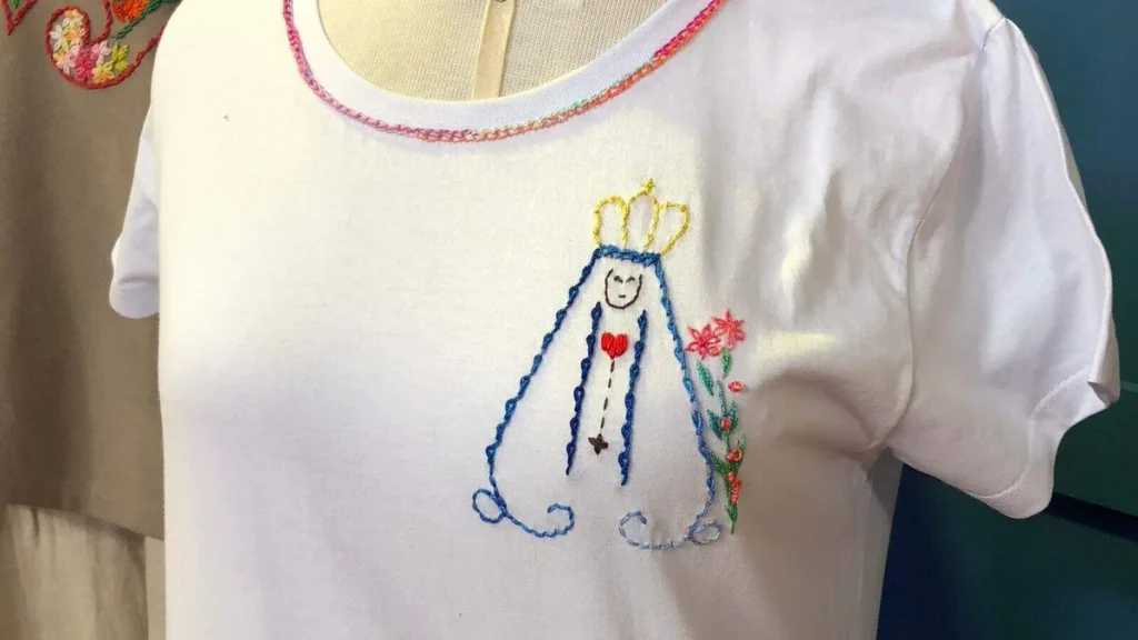 Imagem camiseta bordada do artigo Bordado em Camiseta - Faça Você Mesmo
