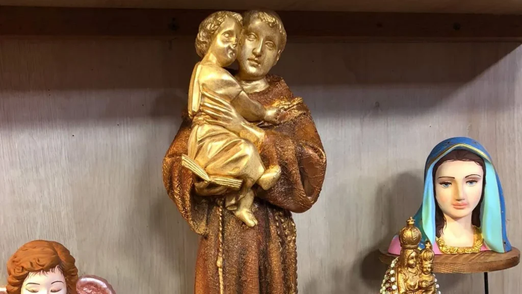 Imagem pintura em gesso do artigo Pintura em Gesso: Santo Antônio - Faça Você Mesmo