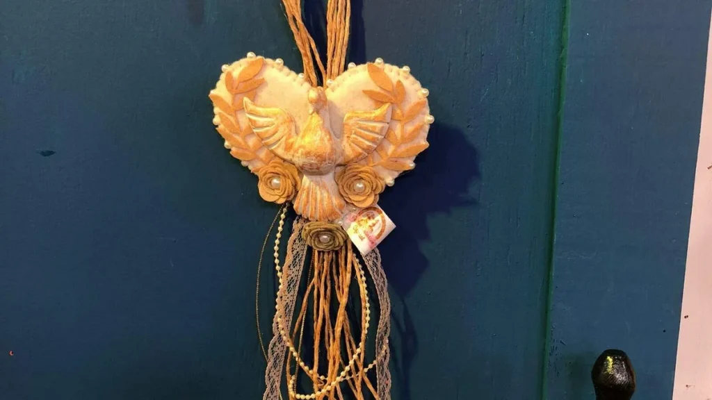 Imagem penduricalho divino fvm do artigo Penduricalho de Porta do Divino - Faça Você Mesmo