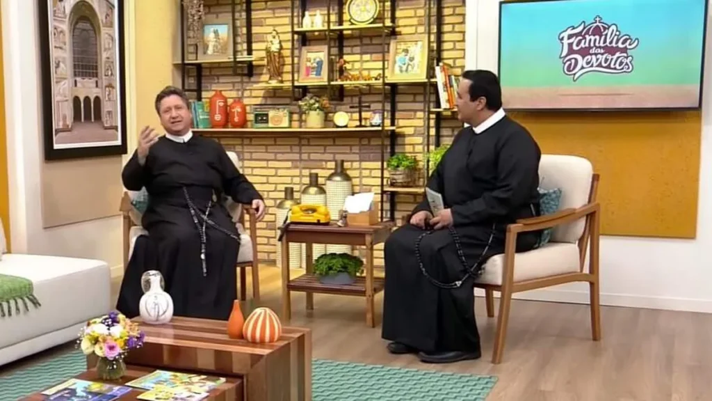 Imagem Reitor no programa Familia dos Devotos do artigo Reitor do Santuário Nacional fala da expectativa da 14ª Romaria da Família dos Devotos