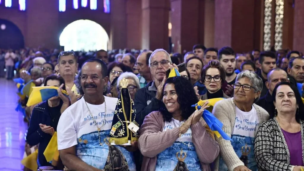 Imagem Missa em Acao de Gracas dos 24 anos da Familia dos Devotos 08 07 2023 do artigo Família dos Devotos celebra o Amor que constrói o Santuário Nacional