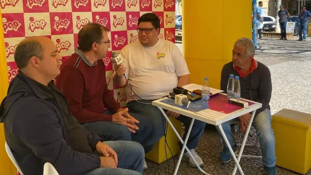 Jornal Regional no POP nas Ruas em Cunha com a presença do prefeito, presidente da Câmara e secretário de turismo