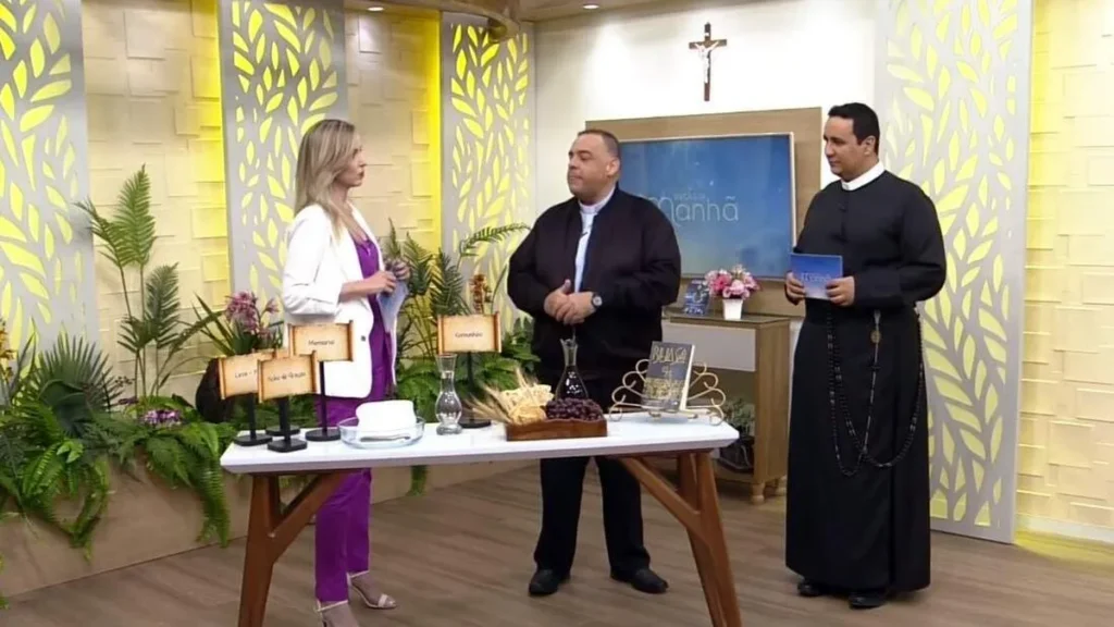 Imagem bencao da manha do artigo Catequese Missionária: que importância tem a missa na vida do cristão?