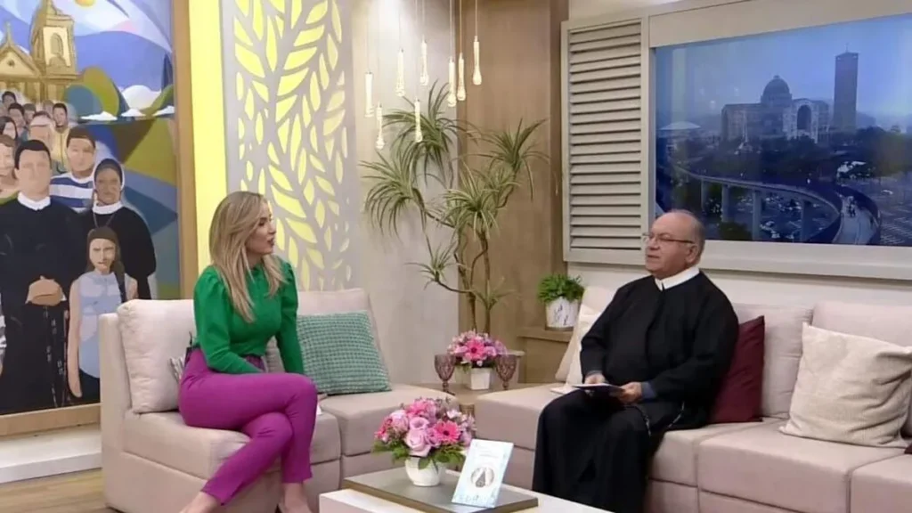 Imagem bencao da manha do artigo Novo livro da coleção Escola de Maria: “Maria na Piedade Popular”