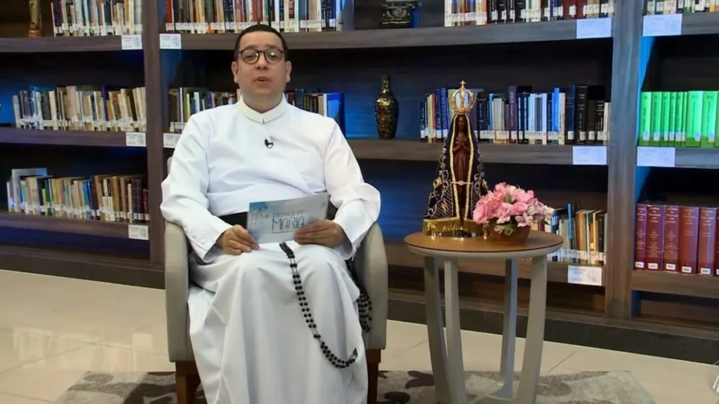 Imagem escola de maria do artigo Santuários Marianos pelo Mundo: Santuário Nossa Senhora de Loreto