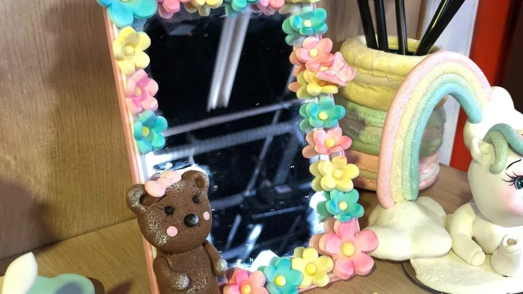 Imagem espelho personalizado fvm do artigo Espelho Personalizado (Ursinho Com Flores) - Faça Você Mesmo