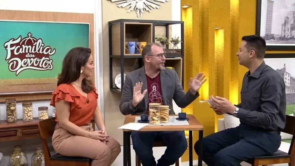 Imagem familia dos devotos do artigo Resumo sobre as celebrações do 24º Aniversário da Família dos Devotos!