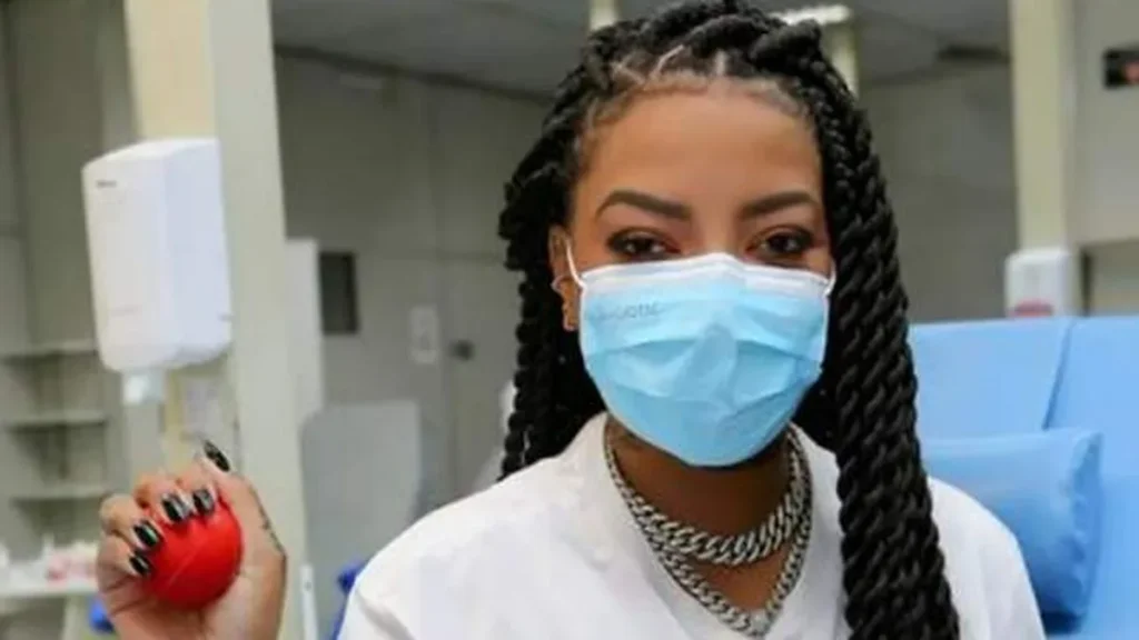 Em 2021, Ludmilla se tornou embaixadora do Hemorio, no Rio de Janeiro
