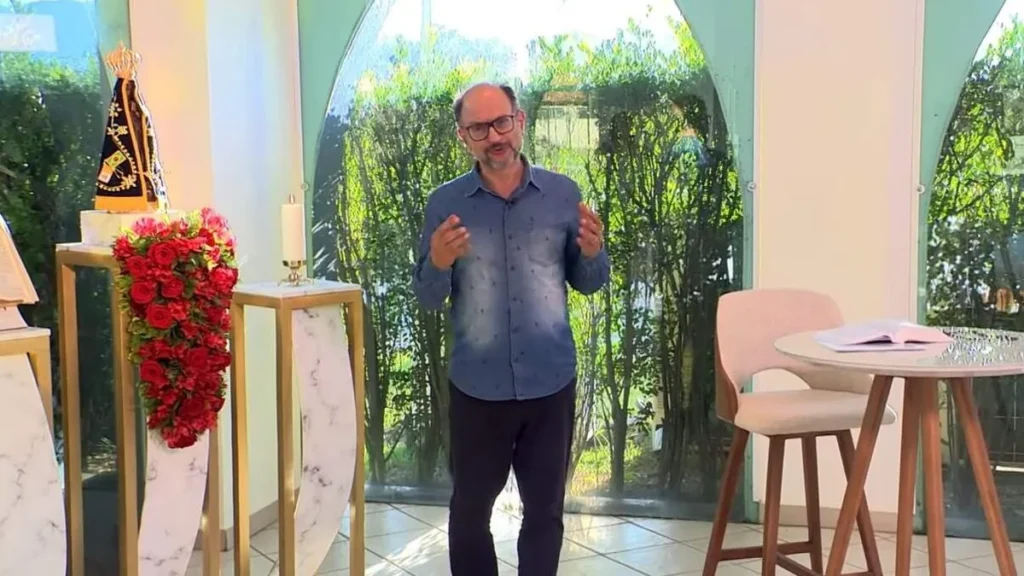 Imagem novena vocacional do artigo Rezando pelas vocações: testemunho de vocação de Paula dos Santos