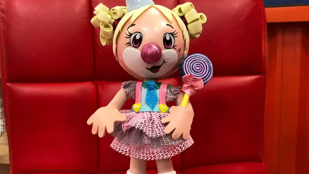 Imagem palhacinha caramela do artigo Braços e pernas da palhacinha de EVA - Faça Você Mesmo