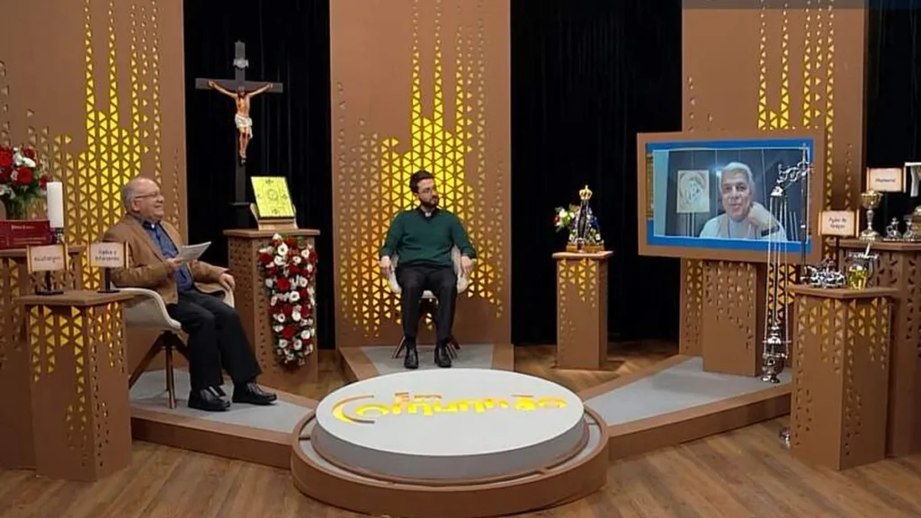 Imagem programa em comunhao do artigo “Em comunhão” continua a refletir sobre os elementos da Liturgia
