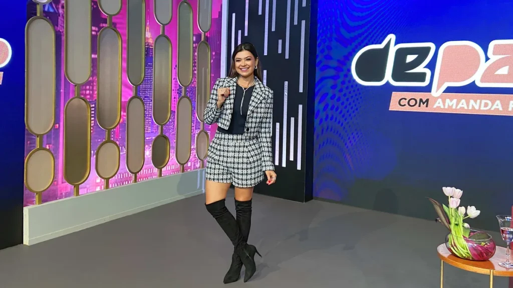 Imagem tratada Amanda Francozo do artigo Amanda Françozo fala da importância dos sonhos em seu programa