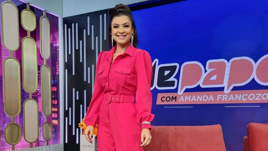 Imagem Amanda francozo do artigo Programa de Amanda Françozo debate sobre medicina e fé neste sábado