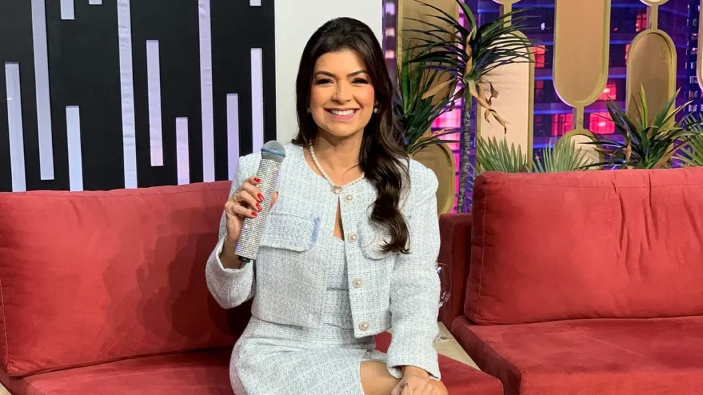Imagem Amanda Francozo do artigo Mãe de Gloria Groove e Alexandre Barillari são atrações do programa de Amanda Françozo