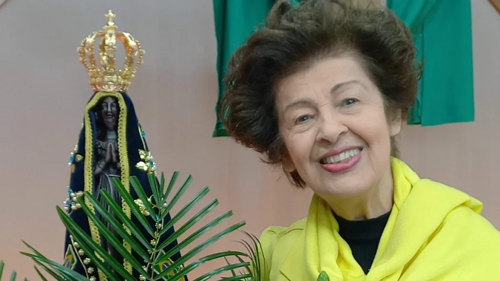 Imagem Irma Custodia Cardoso nova do artigo Celebrar Bem – 21º Domingo do Tempo Comum