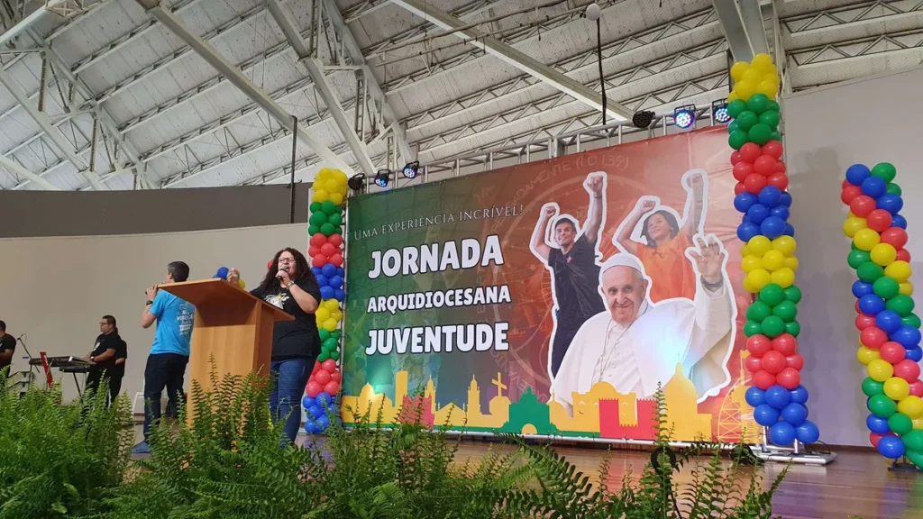 Imagem Jornada Arquidiocesana da Juventude capa do artigo Jornada Arquidiocesana da Juventude é realizada com muito louvor e animação