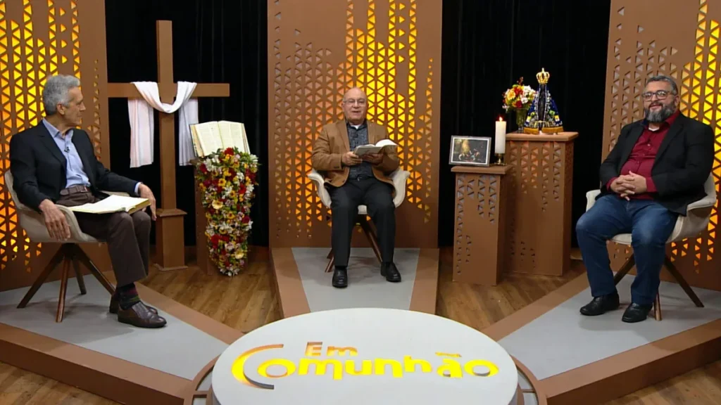 Imagem Padre ulysses e convidados do programa em comunhao do artigo “Em comunhão” reflete sobre a Carta de São Paulo aos Romanos
