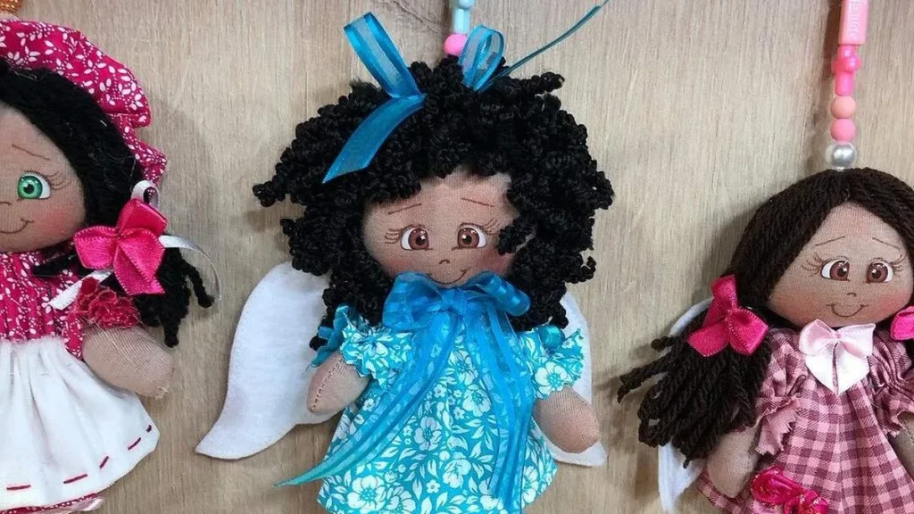 Imagem bonequinha de costura do artigo Bonequinha Chaveiro (Costura Criativa) - Faça Você Mesmo