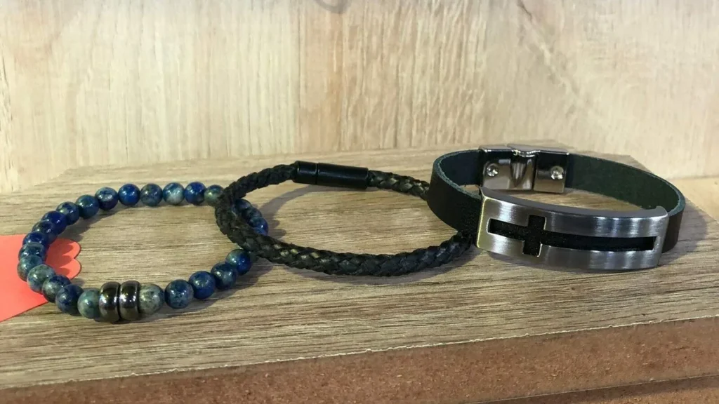 Imagem conjunto de pulseiras do artigo Conjunto de Pulseiras - Faça Você Mesmo