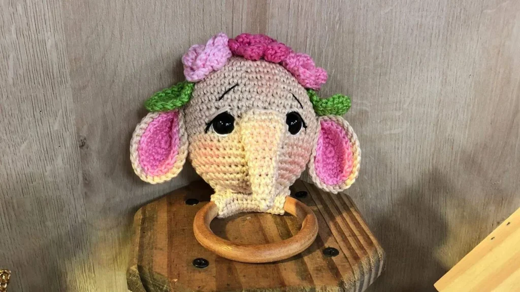 Imagem elefantinho amigurumi do artigo Elefantinho Chocalho em Amigurumi - Faça Você Mesmo