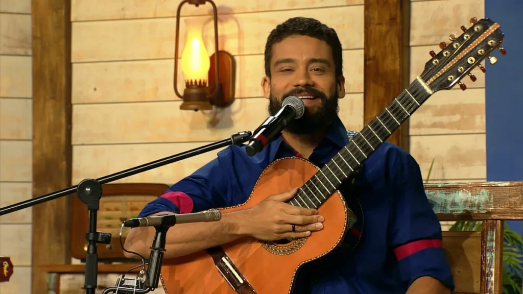 Imagem padre paulinho do artigo Daniel Franciscão se apresenta no "Luar do Sertão"
