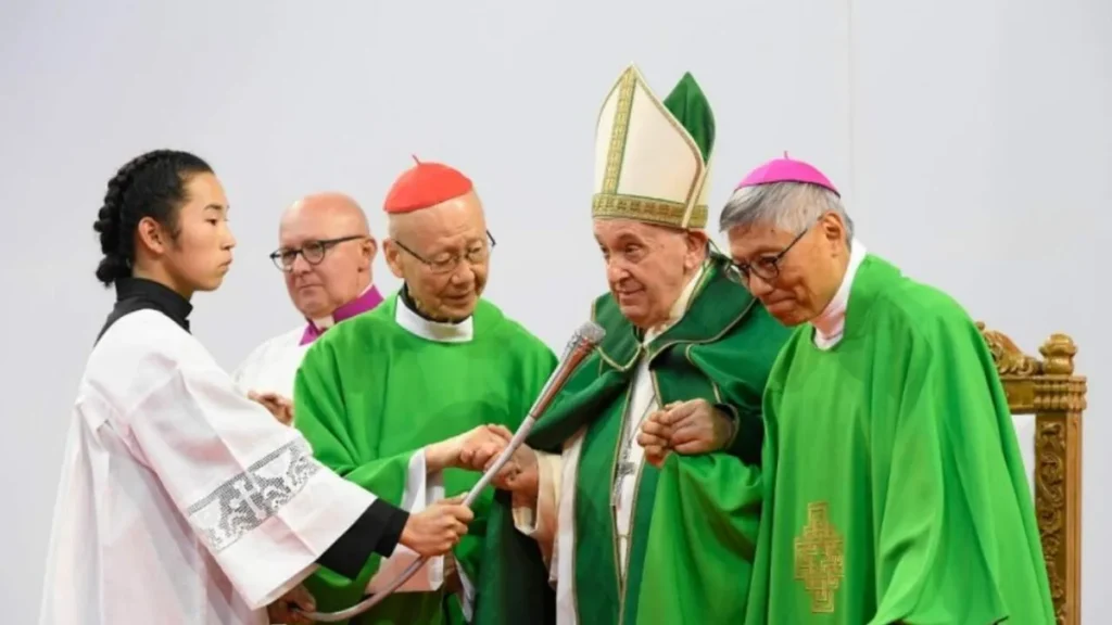 Imagem Papa na Mongolia do artigo Papa: “só o amor nos sacia verdadeiramente”