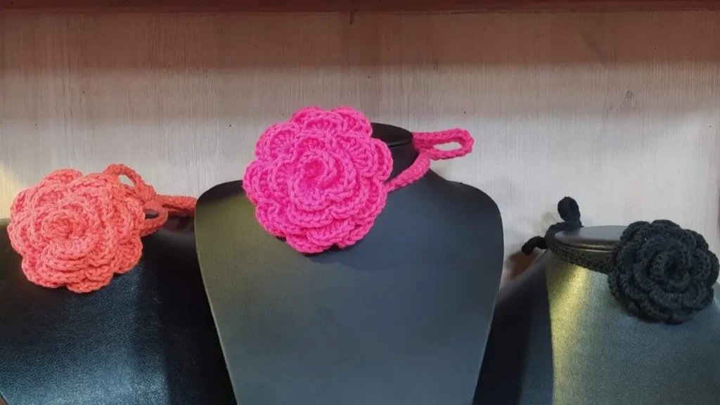 Imagem choker rosa do artigo Choker Rosa em Crochê - Faça Você Mesmo