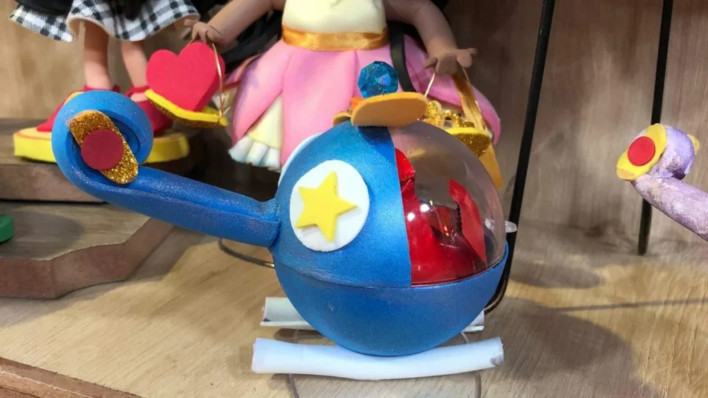 Imagem lembrancinha do artigo Lembrancinha ou Porta-doces de helicóptero em EVA - Faça Você Mesmo