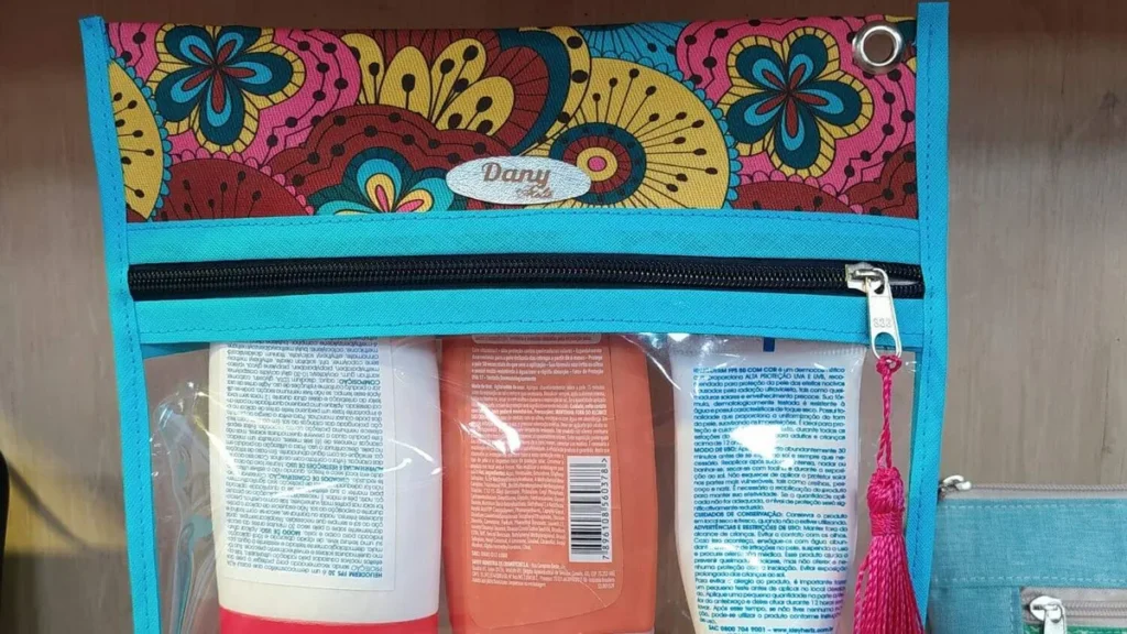 Imagem necessaire do artigo Nécessaire de Praia em Costura Criativa - Faça Você Mesmo