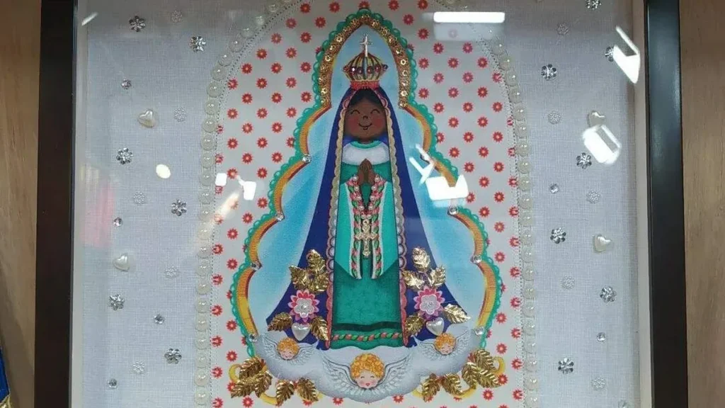 Imagem quadro nossa senhora do artigo Quadro de Nossa Sra. Aparecida em patchwork - Faça Você Mesmo