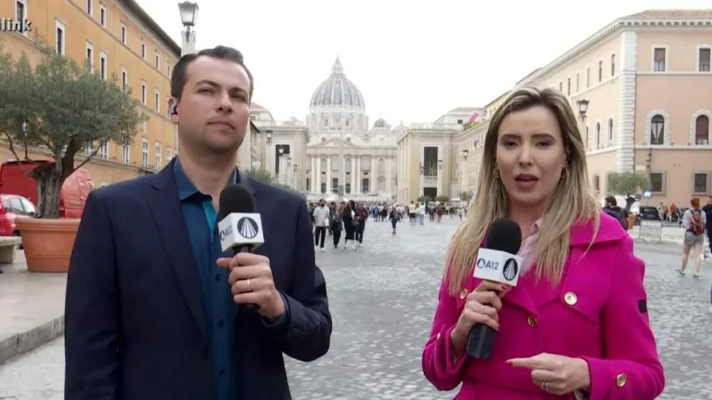 Imagem familia dos devotos do artigo Sínodo reafirma a importância da proximidade da Igreja com o povo de Deus