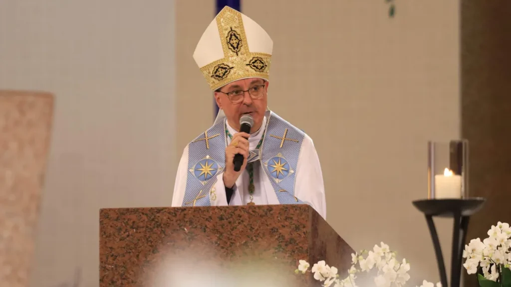 Imagem Dom Carlos Jose de Oliveira do artigo Dom Carlos José: “Maria é modelo e ícone para toda a vida consagrada”