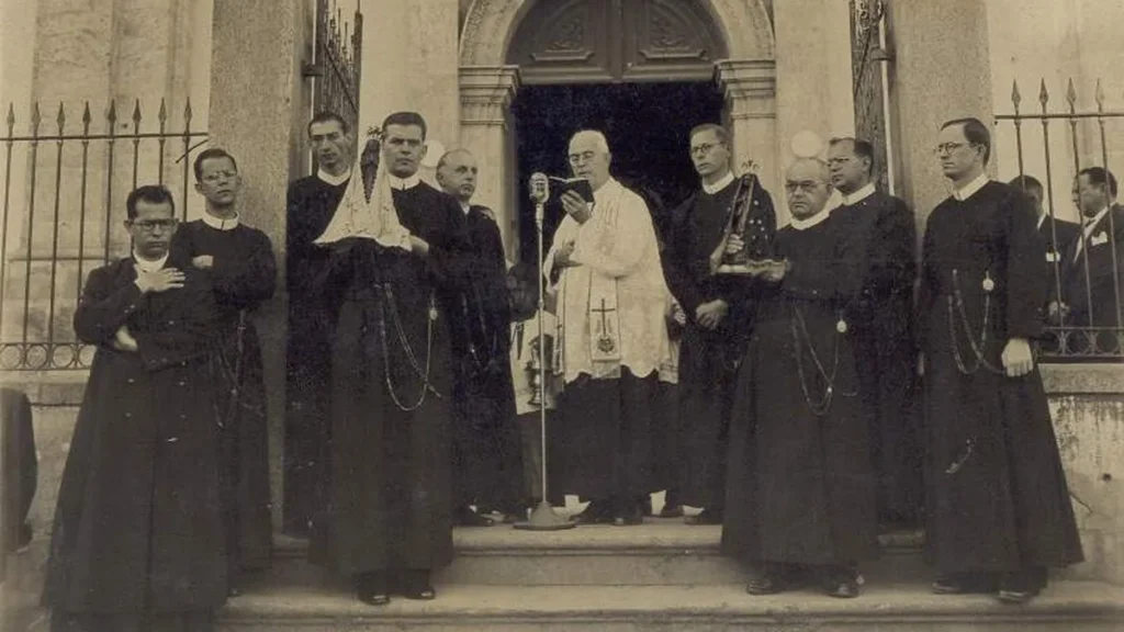 Guardiões da Imagem de Nossa Senhora Aparecida, os Redentoristas, há quase 130 anos, espalham a devoção por todo o Brasil