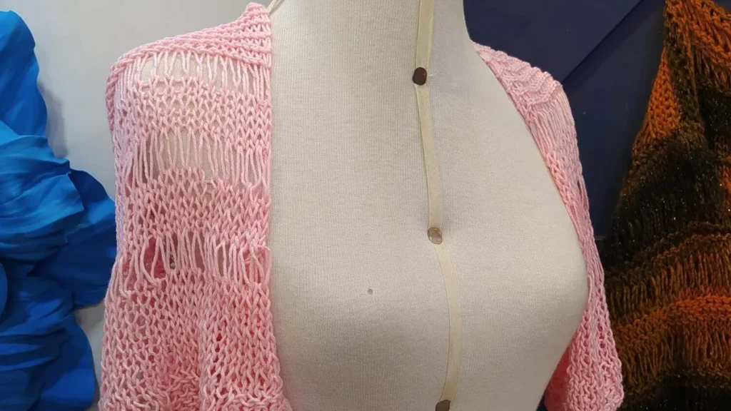 Imagem xale croche do artigo Xale verão com mangas knooking em crochê - Faça Você Mesmo