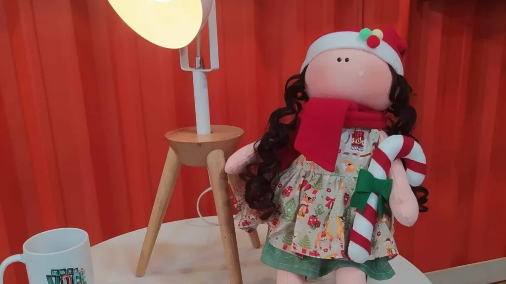 Imagem boneca do artigo Boneca Natalina Estrela: Aula 2 - Minicurso Faça Você Mesmo