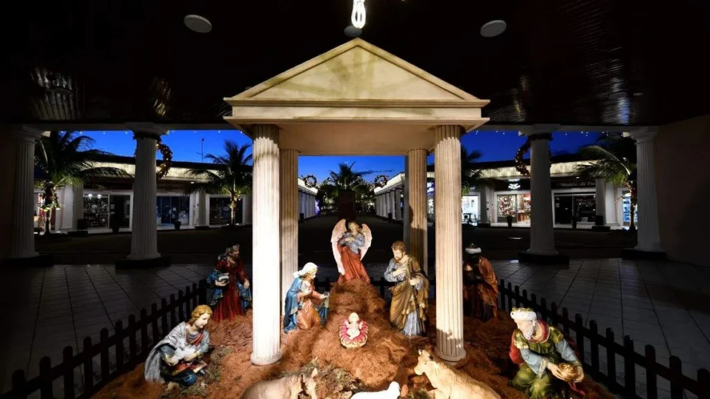Imagem Natal Iluminado na Cidade do Romeiro presepio de 2021 do artigo Santuário Nacional abre atividades de Natal nesta sexta (17)