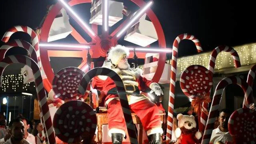 Imagem PARADA DE NATAL do artigo Cidade do Romeiro organiza 2º Parada de Natal