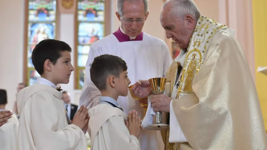 Imagem Papa Francisco Primeira Comunhao do artigo Você se lembra da sua Primeira Comunhão?