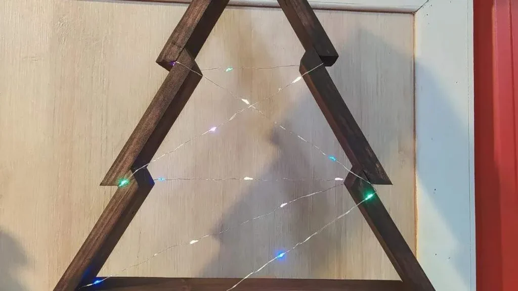 Imagem arvore de madeira do artigo Árvore de Natal em Madeira - Faça Você Mesmo