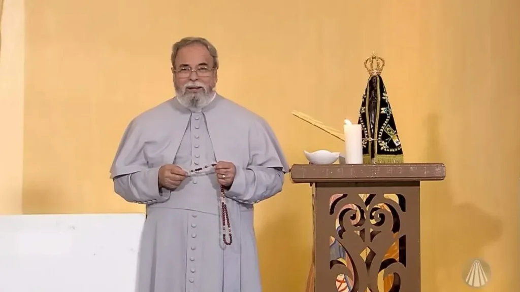 Imagem terco de aparecida do artigo Terço de Aparecida com Pe. Antonio Maria - 26 de novembro de 2023 [Mistérios Gloriosos]