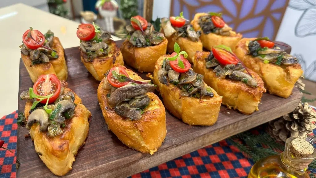 Imagem rabanada de queijo com cogumelos do artigo Rabanada de Queijo com Cogumelos - Minicurso Santa Receita