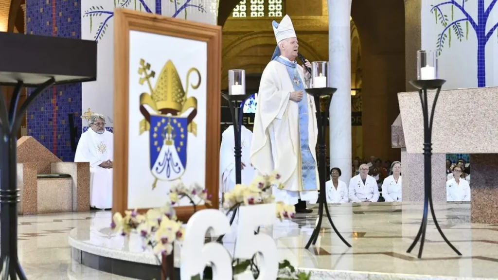 Imagem 65 anos da Arquidiocese de Aparecida missa das 9h do artigo Na festa da Imaculada Conceição, Arquidiocese de Aparecida celebra 65 anos de existência