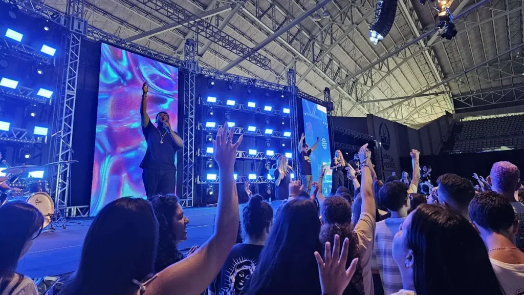 Imagem Geracao Atomika 2024 do artigo Geração Atomika reúne milhares de jovens em Aparecida