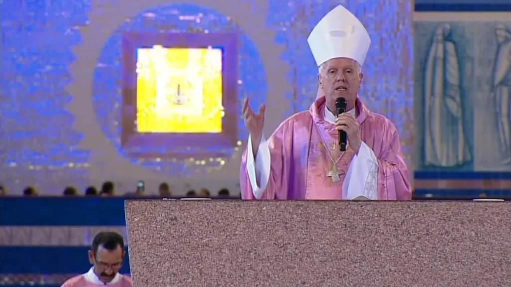Imagem dom orlando brandes domingo da alegria 2023 do artigo "A alegria é o sorriso de Deus por nós", reflete Dom Orlando